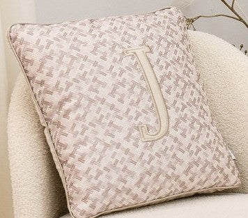 Sierkussen 'Juliette'  40x40 cm met Monogram J in Suède &amp; White Gold