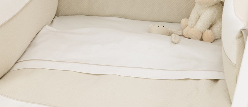 Laken + Kussensloop  Bed in Glanskatoen Ivory